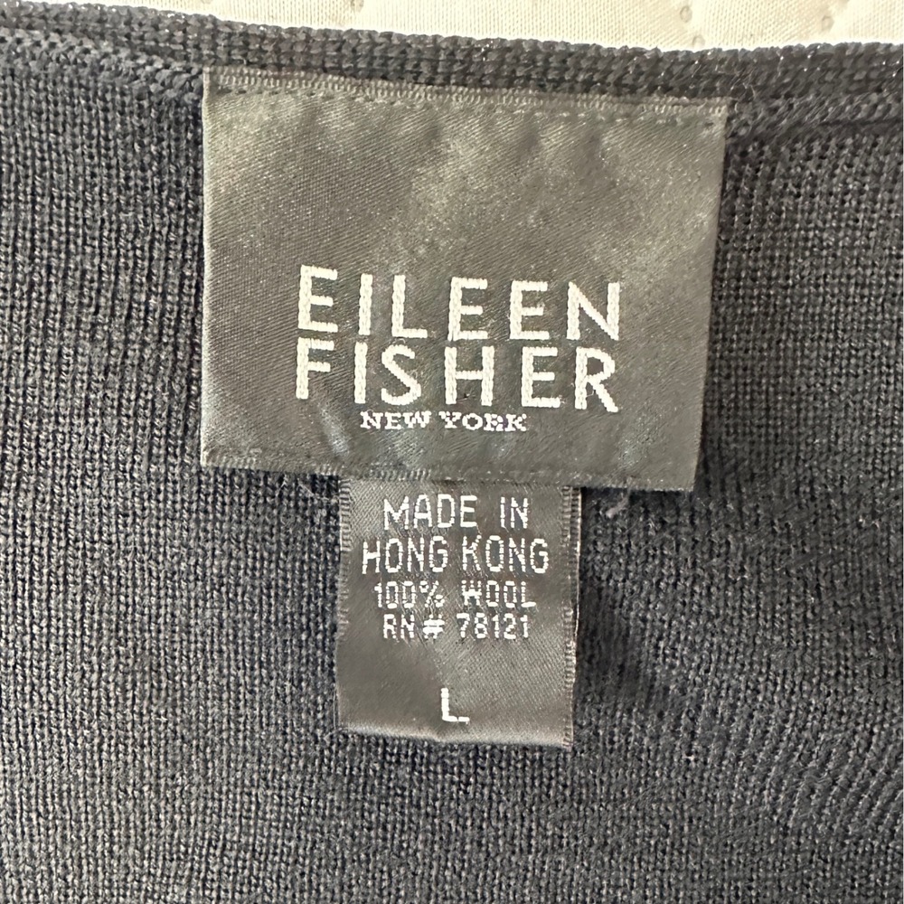 Eileen Fisher Black 100% Wool V-Neck Longline Button Cardigan‎ Size Large - Picture 3 of 5